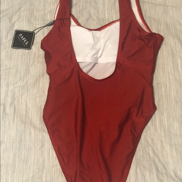 NWT Zaful red one-piece swimsuit - Picture 3 of 3